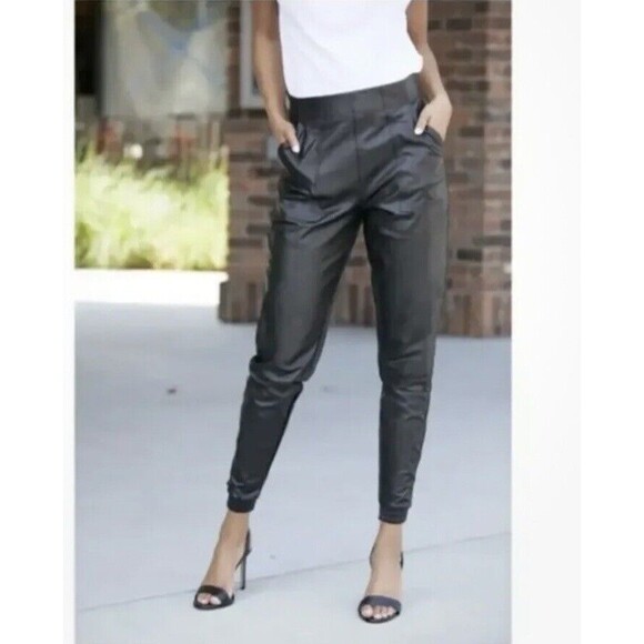Spanx Faux‎ Leather Joggers Sz S Black jogger high rise pockets  Black - Picture 1 of 12